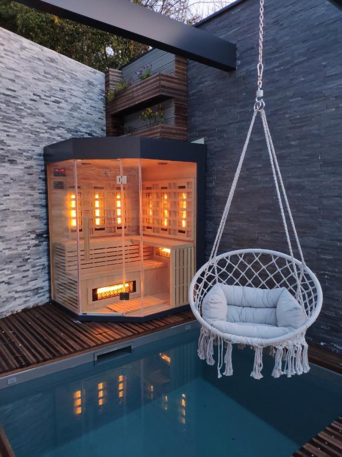 Piscine Chauffee Et Spa Jacuzzi Privatif Terrasse Sans Vis A Vis ,,,Sky House Agen,,, المظهر الخارجي الصورة